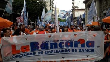 La Bancaria se suma al paro y se movilizará en Rosario.