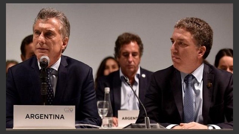 El presidente Mauricio Macri y el ministro de Economía Nicolás Dujovne.