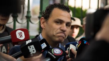 Fausto Irure, defensor.