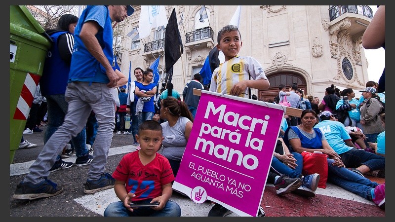 Organizaciones barriales se movilizaron al Concejo. 