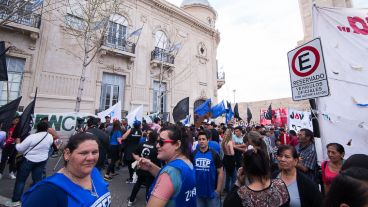 Organizaciones barriales se movilizaron al Concejo.