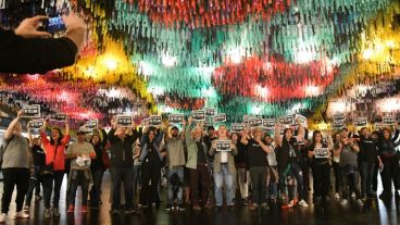 El inicio de la toma pacífica del CCK por parte de los trabajadores de Télam despedidos.