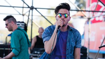 Mucha música en un día a puro sol.