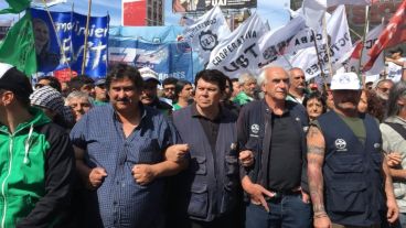 Los dirigentes de la CTA marcharon este lunes en la ciudad de Buenos Aires.