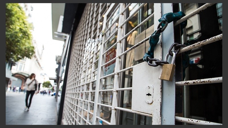 Comercios cerrados en las peatonales.