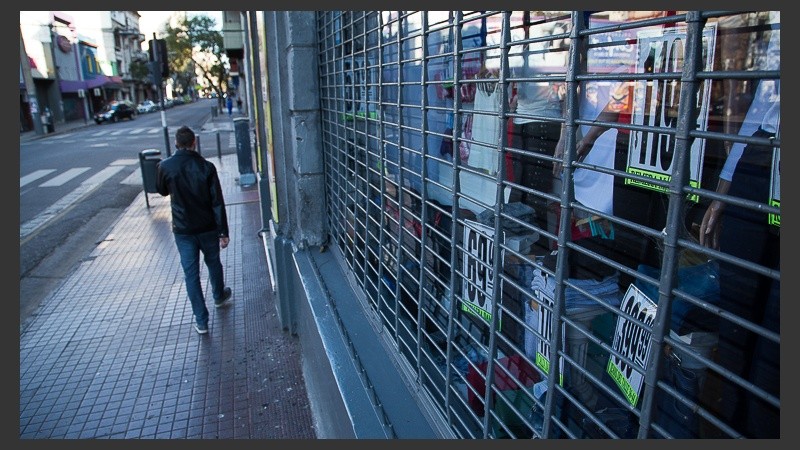 Comercios cerrados por la huelga.