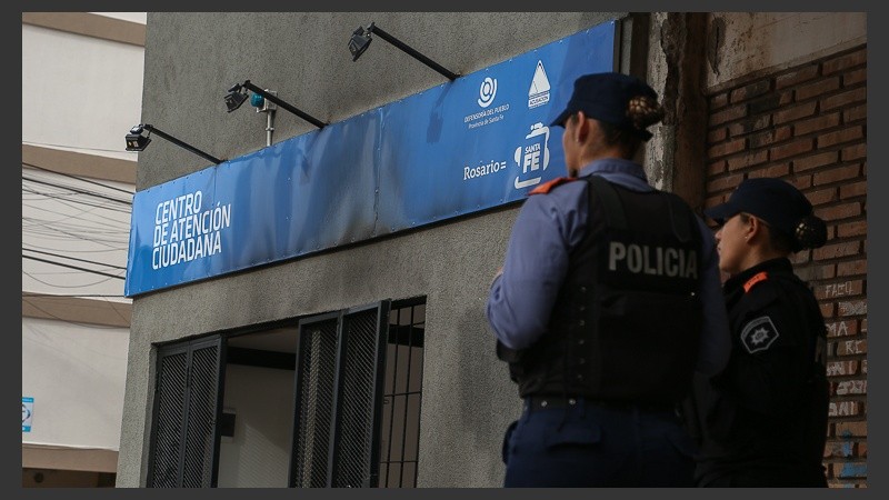 Presencia policial tras el ataque.