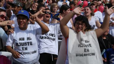 Masiva movilización por los derechos de salud y asistencia.