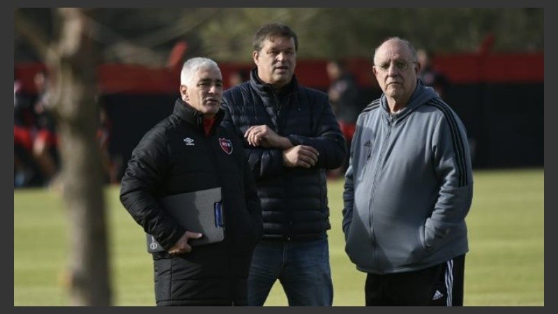 Concina (centro) dijo que está más tranquilo por el esclarecimiento del ataque.