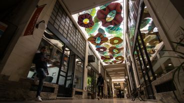 "Los jardines nos miran", la nueva intervención en Pasaje Pan.
