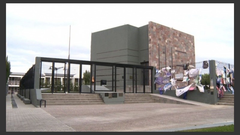 El arquitecto a cargo de las obras declaró que inicialmente se proyectó un costo de tres millones de pesos, pero luego hubo un millón de pesos extra.