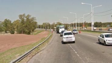 Fein dijo que es "complicada" la convivencia entre camiones y autos en Circunvalación.