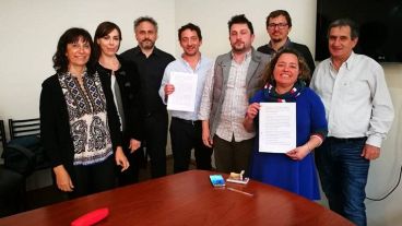 Funcionarios provinciales y representantes de la cámara de la Industria Audiovisual.