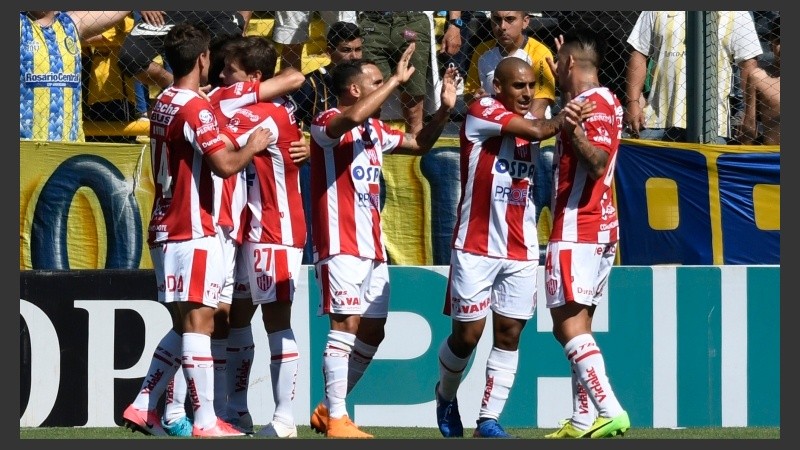 Unión festeja, Central sufre.