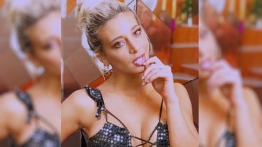 La modelo presentó a su pareja en el programa que conduce.