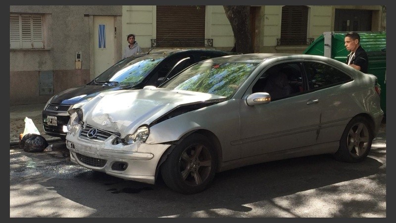 El Mercedes terminó con daños en la trompa. 