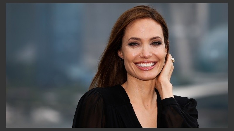 Angelina está feliz por un nuevo amor. 