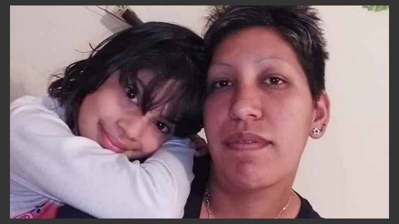 Priscila con Emilce, su mamá.