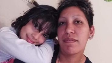 Priscila con Emilce, su mamá.