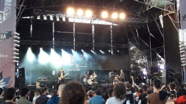 Desde la tarde y hasta la noche, buena música en el Hipódromo.