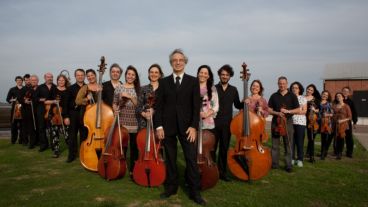 Los jóvenes talentos son alumnas y alumnos de escuelas de música de Rosario.