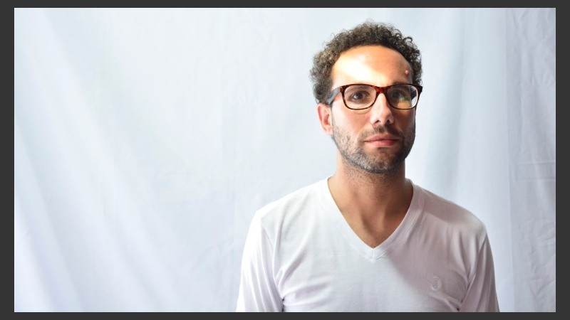 Roffler se presentará este viernes a las 21.30 en Santiago 989.