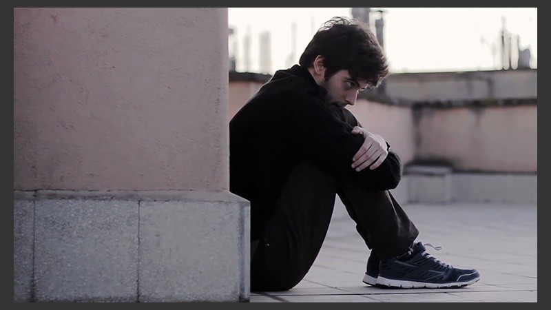 Los adolescentes resultan emocionalmente más vulnerables a estímulos externos e internos.