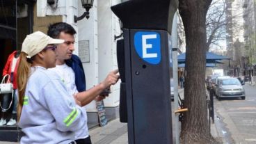 Estacionar si costo para promover las ventas en el centro.