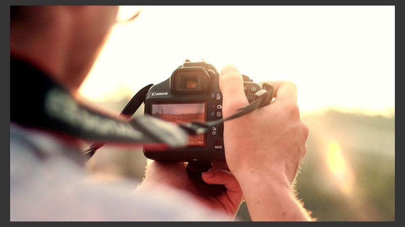 En caso de que no tengas cámara, te la prestan.