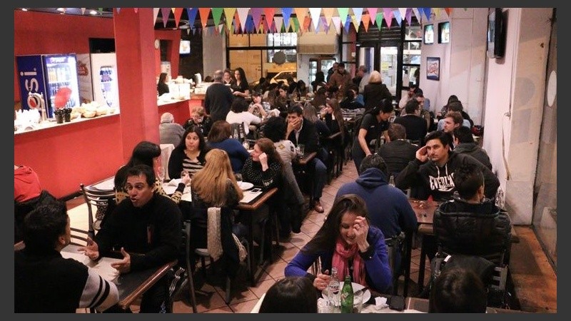 El paseo Pellegrini espera buena concurrencia este domingo.