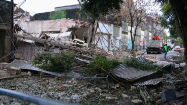 Tras la explosión un vecino resultó gravemente herido.