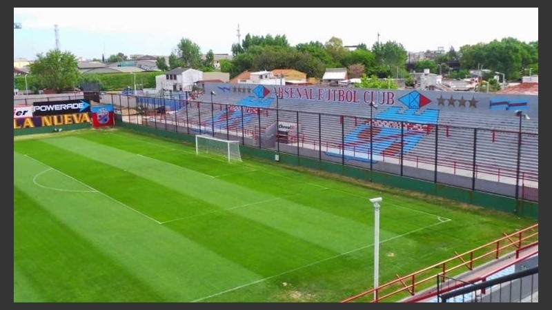 El clásico se jugará sin público en cancha de Arsenal.
