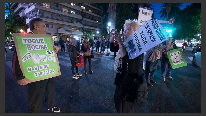 La protesta contra la suba en las tarifas de luz y gas.