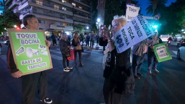 La protesta contra la suba en las tarifas de luz y gas.