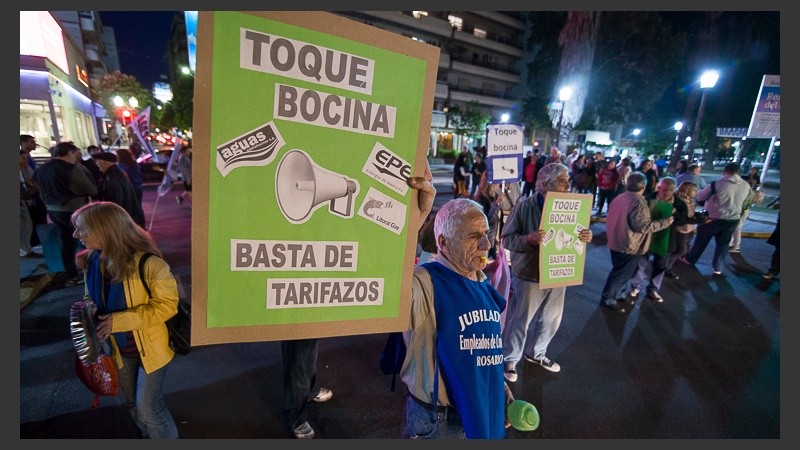 La protesta contra la suba en las tarifas de luz y gas.