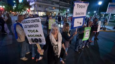 La protesta contra la suba en las tarifas de luz y gas.