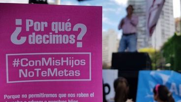 El acto se llevó a cabo en inmediaciones de Prefectura.