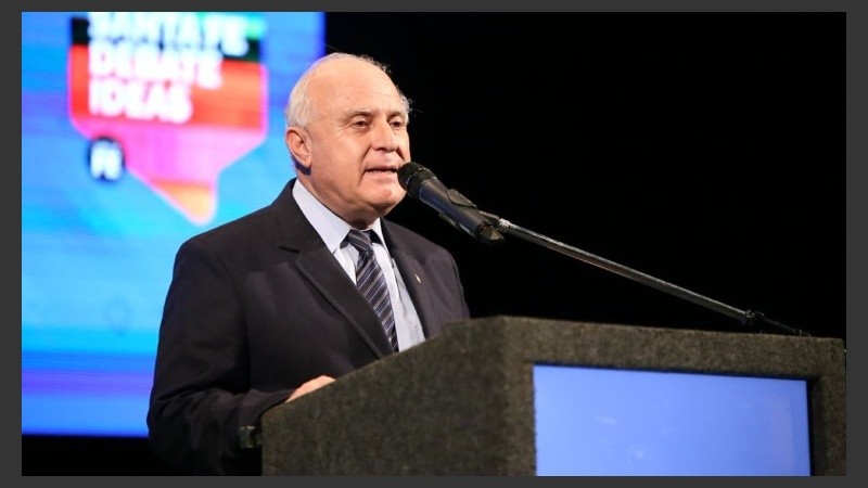 Lifschitz se refirió al pago de salarios con actualización por inflación.