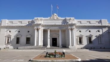 El festival se realizará frente a la Legislatura santafesina.