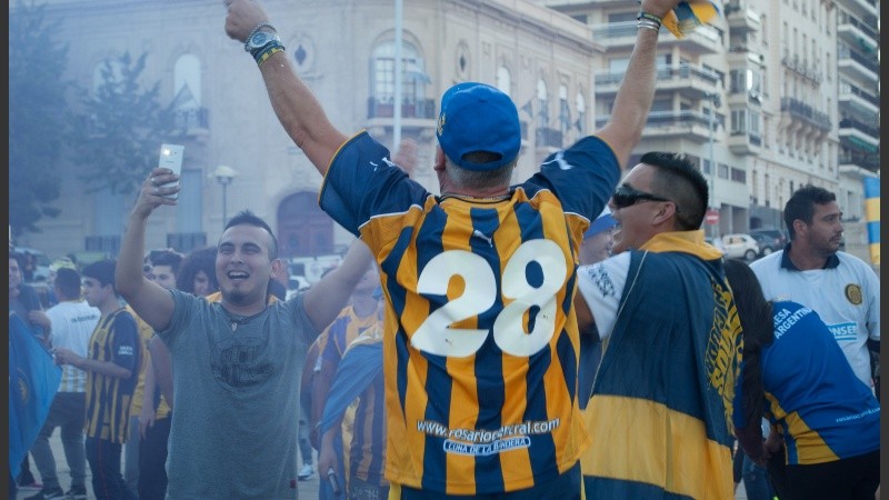 La fiesta canalla en el Monumento.