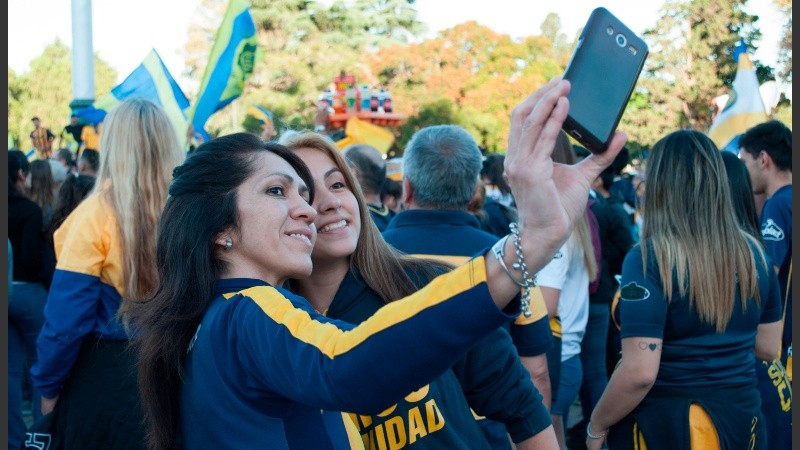 La fiesta canalla en el Monumento.