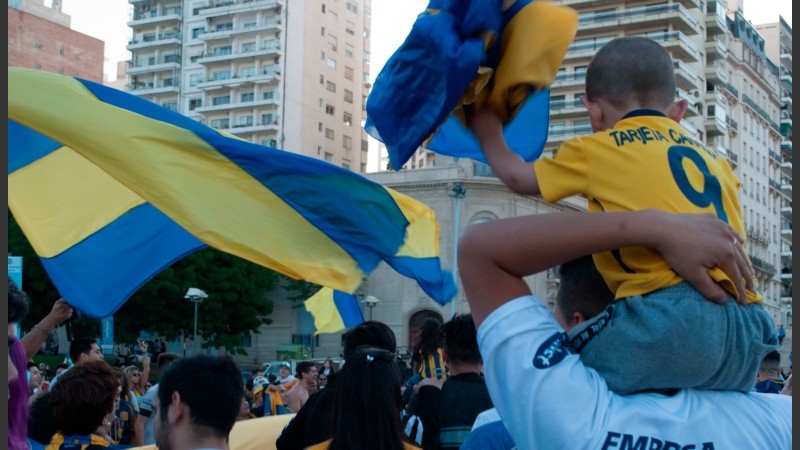 La fiesta canalla en el Monumento.