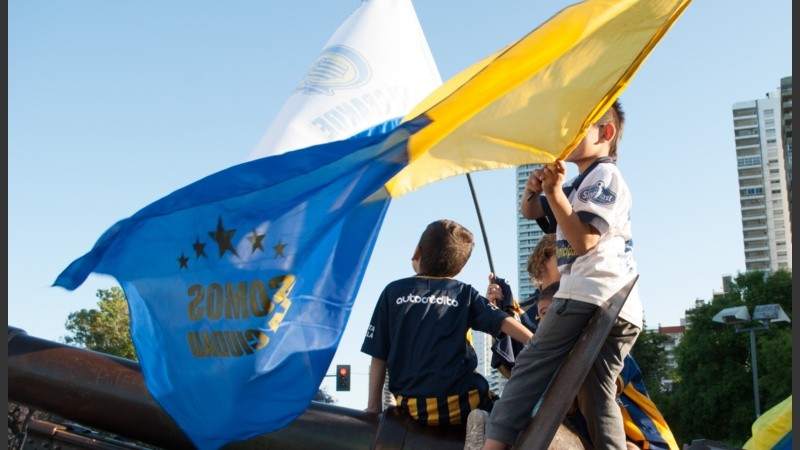 La fiesta canalla en el Monumento.
