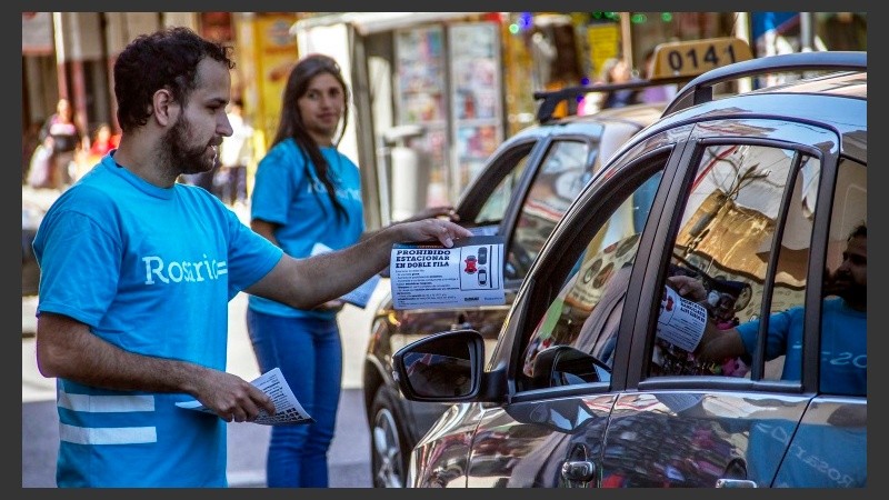 La campaña en contra de la doble fila tiene sus primeras estadísticas. 