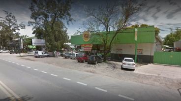 El supermercado de Funes en el que ocurrió el curioso hecho.