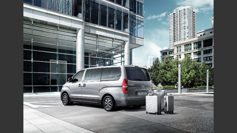 La nueva H1 viene con un renovado rediseño exterior y la incorporación de mayor equipamiento.