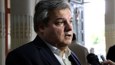 La cláusula gatillo actualiza los salarios mes a mes.