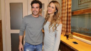 Nicolás Cabré y Flor Vigna protagonizan "Mi hermano es un clon".