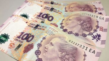 El gobierno aspira a que el bono de fin de año diluya la posibilidad de un nuevo paro general.