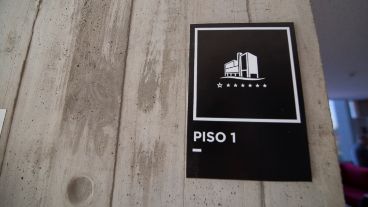 El edificio donado por Marcelo Bielsa cuenta con 5 pisos.